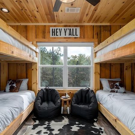 The Llaguna Lodge - New Cabin, Sleeps 10, Fire Pit, Hot Tub, In Blue Ridge , Ga Luaran gambar