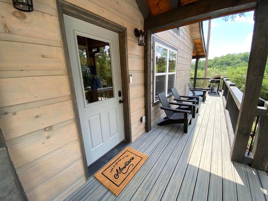 The Llaguna Lodge - New Cabin, Sleeps 10, Fire Pit, Hot Tub, In Blue Ridge , Ga Luaran gambar